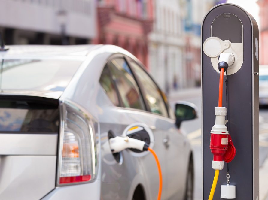 Jsou elektromobily s vysokým dojezdem méně ekologické než dieselové vozy?